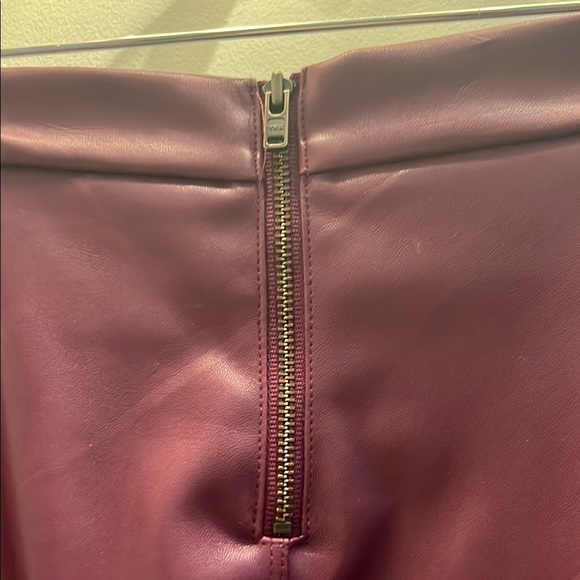 Tucker + Tate Kids Skirt in Burgundy - Picture 3 of 4